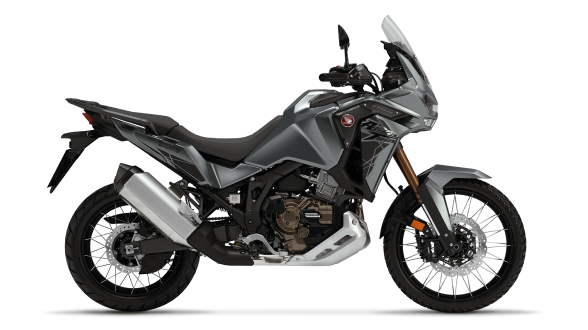 Une image de studio à angle latéral d'une Honda CB500X