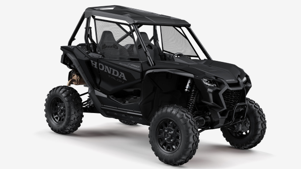 Un angle de studio d'angle 3/4 d'une Honda Talon